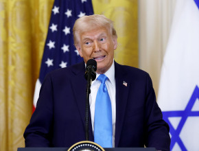 تقدير موقف: الدور المتصاعد لإدارة ترامب في قطاع غزة بين:&nbsp;الوساطة السياسية والطموحات الاقتصادية