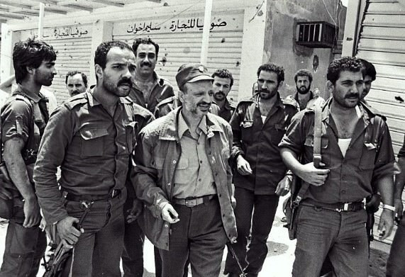 الذكرى الرابعة والثلاثون لاجتياح لبنان وحصار بيروت في العام 1982  القوات الإسرائيلية الغازية تتفنن في استخدام  الأسلحة المحرمة دولياً