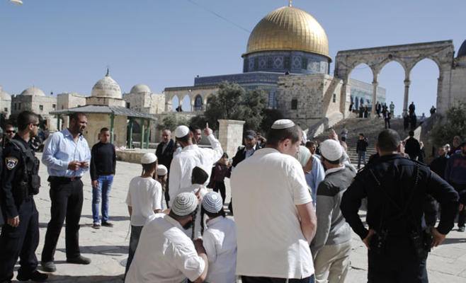 الأطماع اليهودية في المسجد الأقصى الإجراءات الممهدة للتقسيم الزماني والمكاني